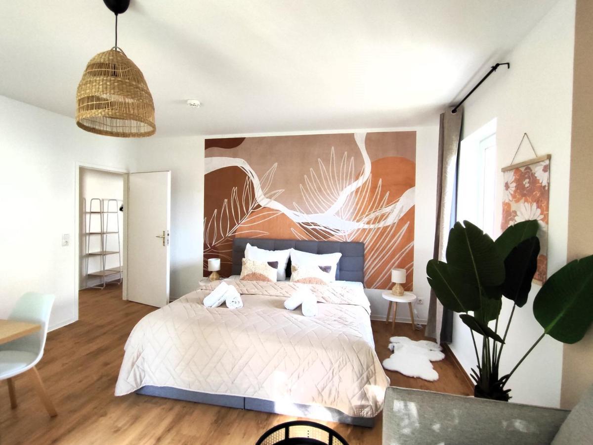 Bohnapartments Bechstein - Sehr Ruhig - 3 Schlafzimmer - Balkon - Gratis Stellplaetze- Wlan - Vollausstattung *