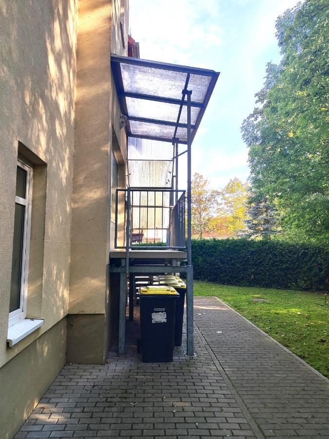 Bohnapartments Bechstein - Sehr Ruhig - 3 Schlafzimmer - Balkon - Gratis Stellplaetze- Wlan - Vollausstattung Apartment Neudietendorf