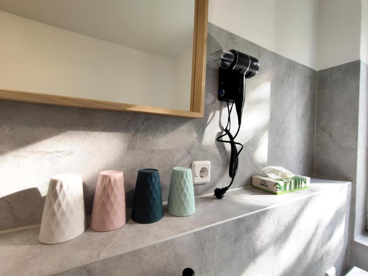 Bohnapartments Bechstein - Sehr Ruhig - 3 Schlafzimmer - Balkon - Gratis Stellplaetze- Wlan - Vollausstattung Apartment Neudietendorf