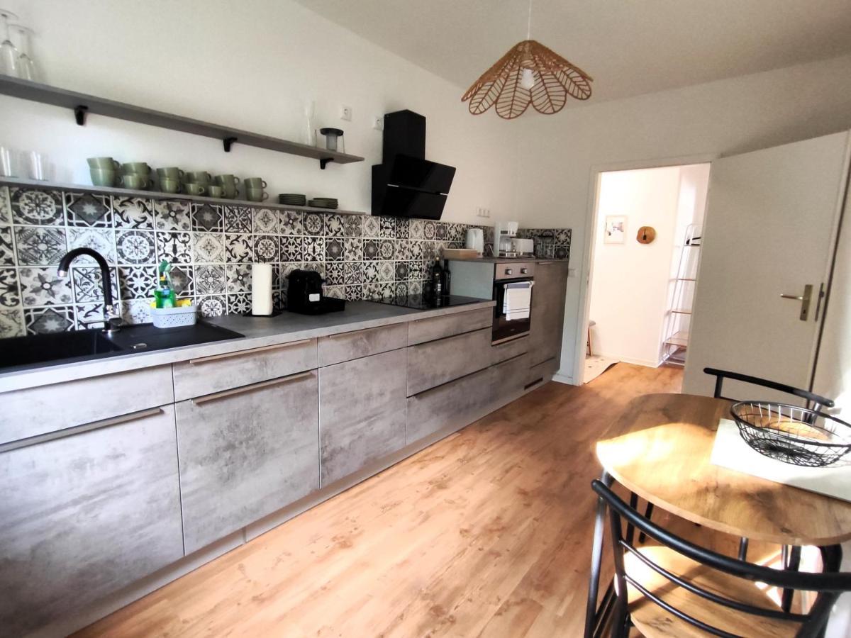 Bohnapartments Bechstein - Sehr Ruhig - 3 Schlafzimmer - Balkon - Gratis Stellplaetze- Wlan - Vollausstattung Neudietendorf